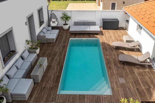 Glasfiberpool Familie